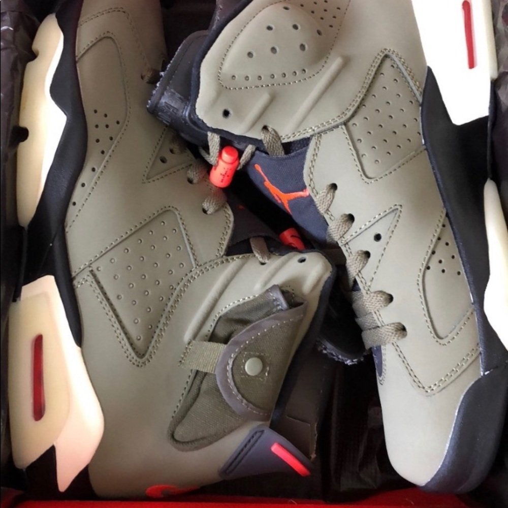 Travis Scott retro 6s
